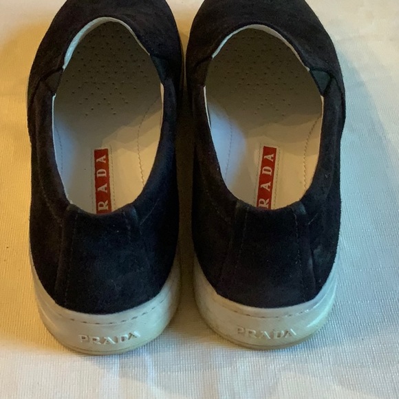 Woman’s black Prada slip on gym shoes size 36/6 - Picture 3 of 4